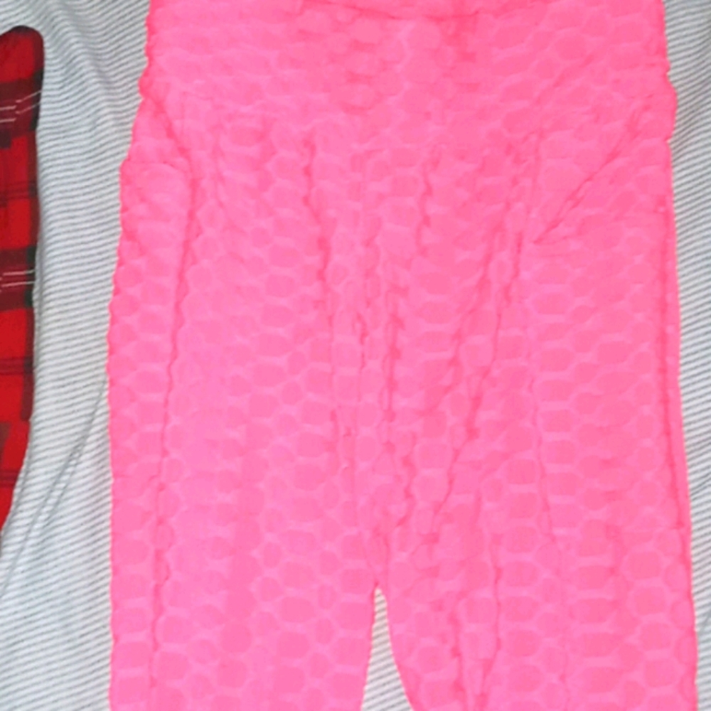 Hot pink tiktok booty leggings🍑🔥